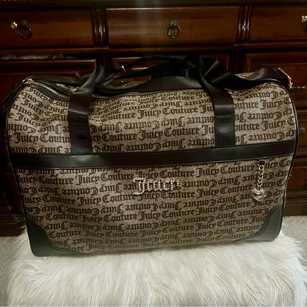 NWT Juicy Couture Heartless Weekender Bag